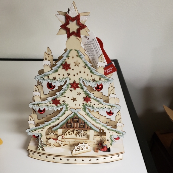 Martha Stewart Christmas Holiday Tree Die Cut Led Lighted Snowy - Picture 1 of 4